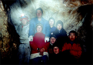 В пещере Гребешковая