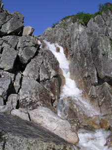 Водопад в ключе Водопадный